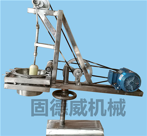 漏瓢式紅薯粉條機的特點與功能有哪些？小型紅薯粉條機有哪些？